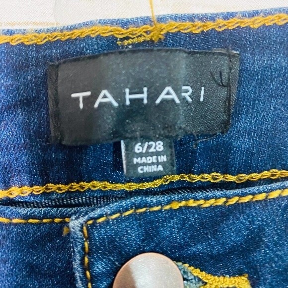 Tahari Women's Classic Skinny Rayon Denim Blue Jeans Size 6/28 - Picture 2 of 6